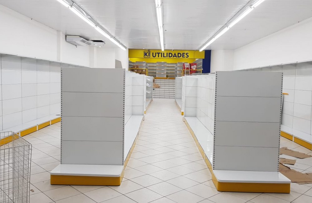 Mais um trabalho entregue pela Tubomar. Além do projeto, fabricamos e montamos, toda a parte de gôndolas da Loja de variedades em Florianópolis KI Utilidades